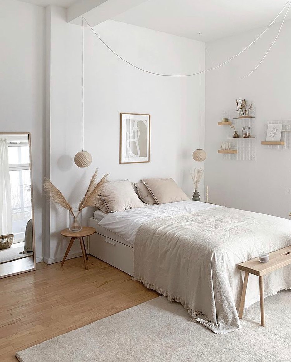 Minúsculo Hacia arriba gris Decoración para habitaciones | Ideas de dormitorios modernos y sencillos