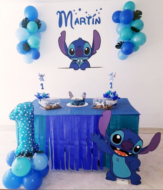 cómo decorar una piñata de stich 