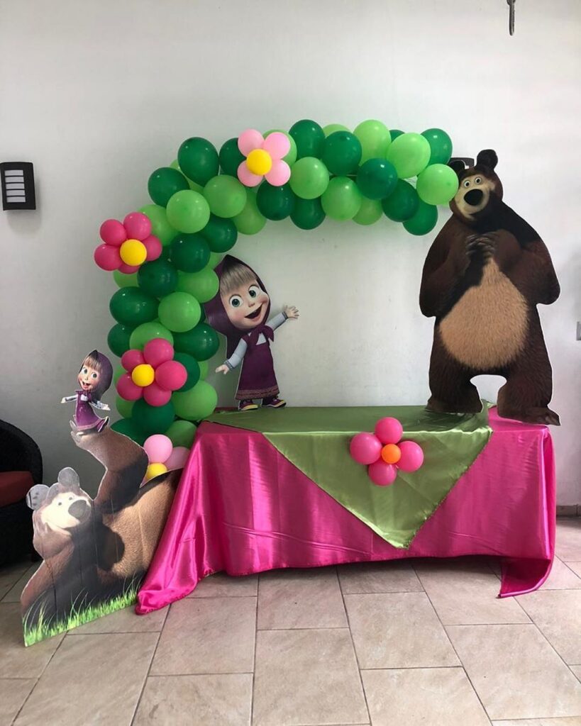 decoracion de masha y el oso sencilla