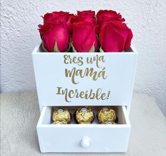 Ideas para regalar flores el día de las madres | Ramos bonitos para mamá